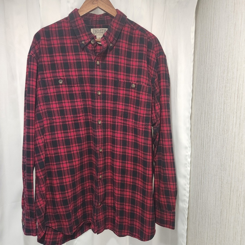 Duluth Trading Shirt Mens XL Red Black Plaid Button Up‎ Flannel Outdoor Cotton